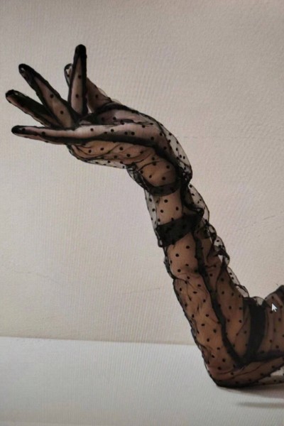 Manusi 3/4 din tulle cu puncte