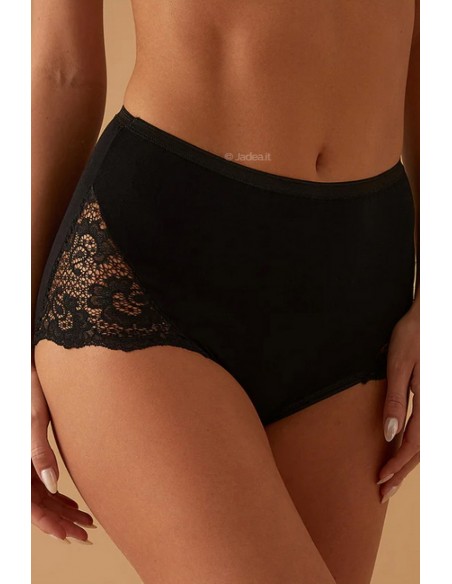 Chilot classic din bumbac cu talie inalta si broderie - Jadea 07