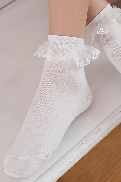 Sosete din bumbac cu manseta din tull si broderie