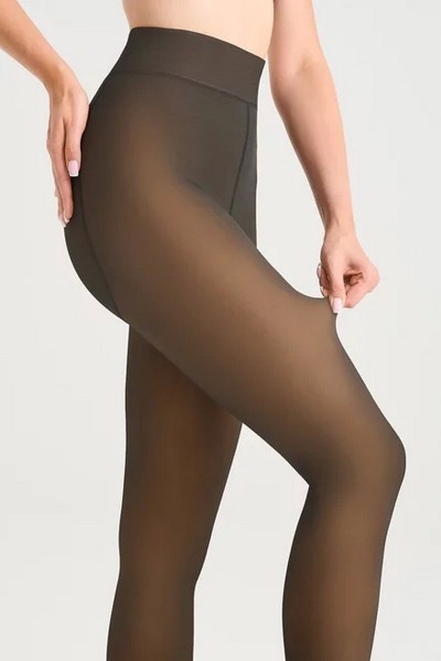 Dresuri cu efect de nud